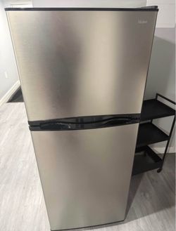 Haier Stainless Steel Top-Freezer Refrigerator