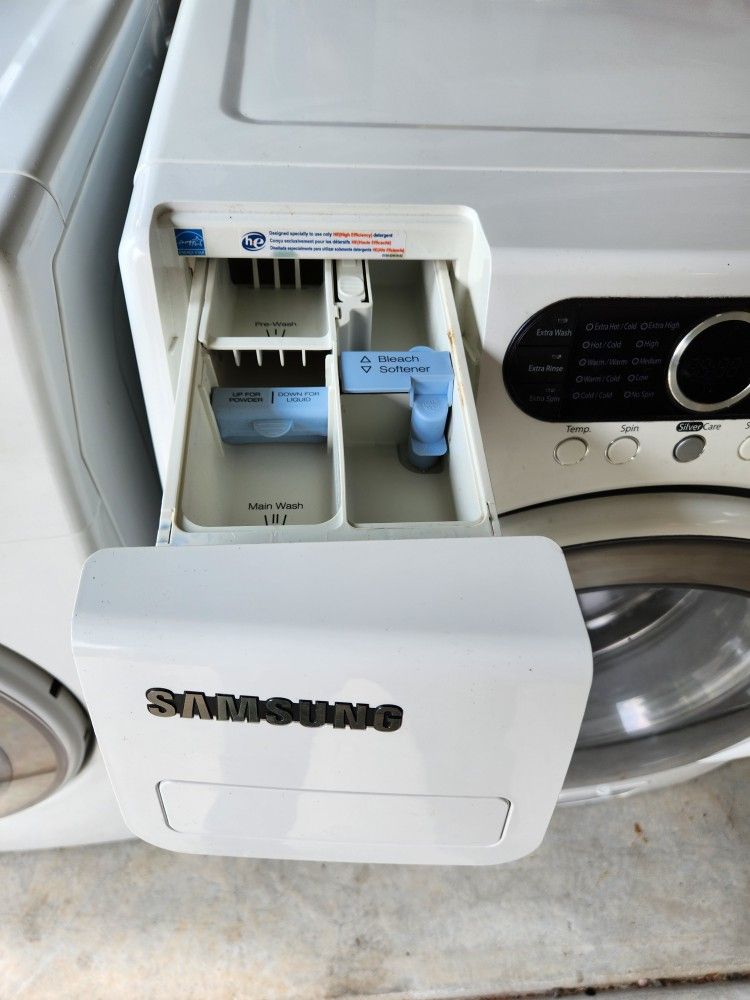 Samsung Washer and Dryer (Gas) for Sale in West Bradford Township, PA