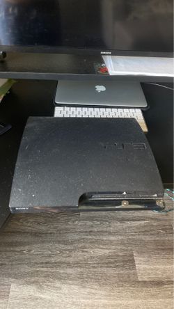 Used PS3 console + 2 controllers