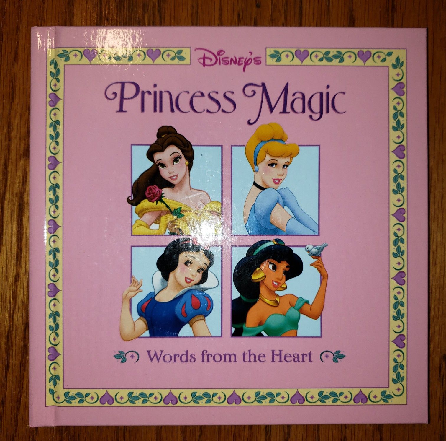 DISNEY'S Princess Magic Book Words from the Heart