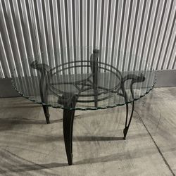 Heavy Glass Dinning Room Table With 4 Chairs