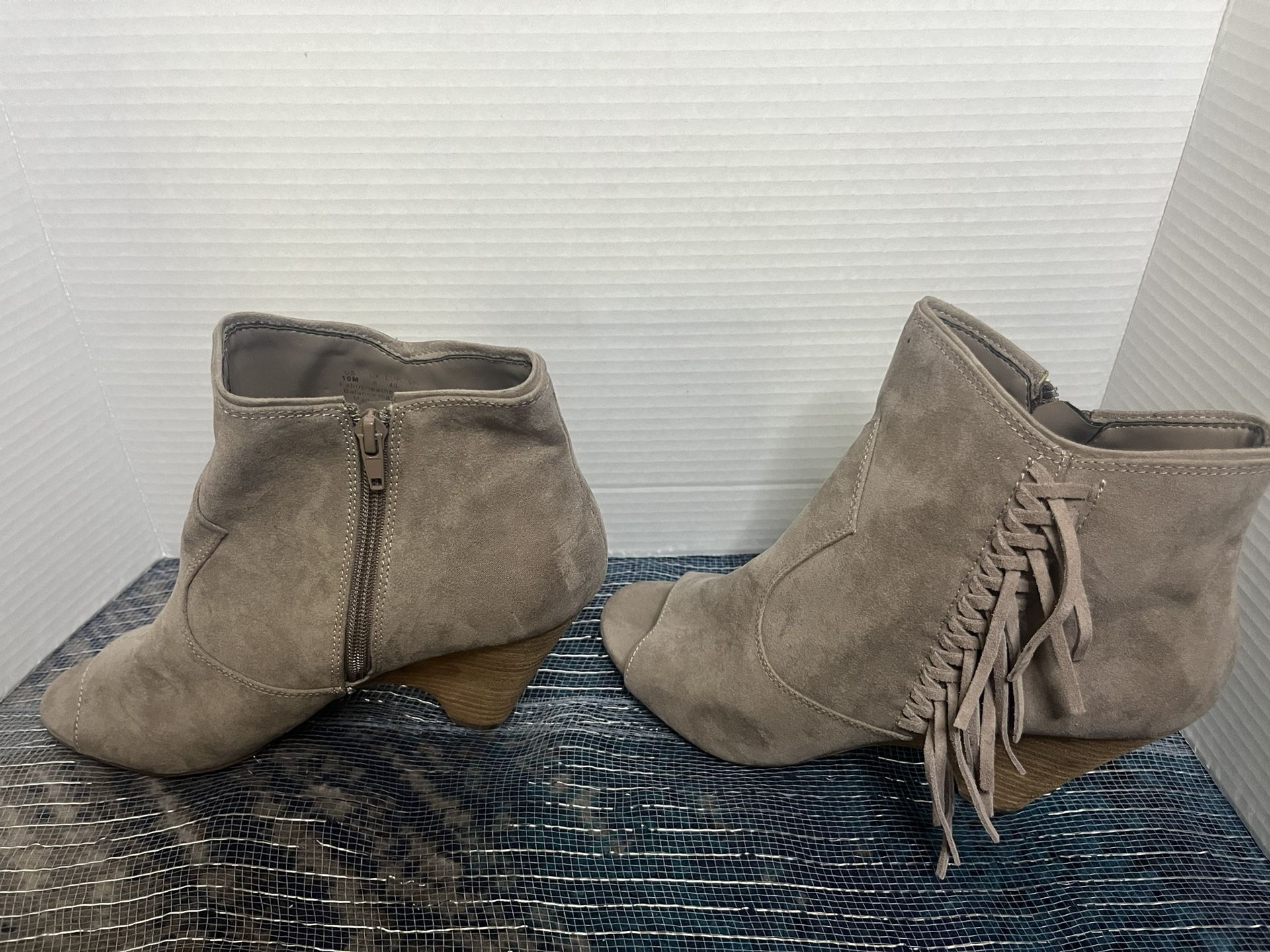 Carlos Santana Peyton Prep-toe Fringe Bootie
