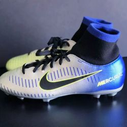 Brand New Nike Mercurial Soccer Cleats Silver Blue Youth Kids Size 5