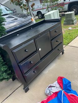 FREE Heavy Duty Dresser