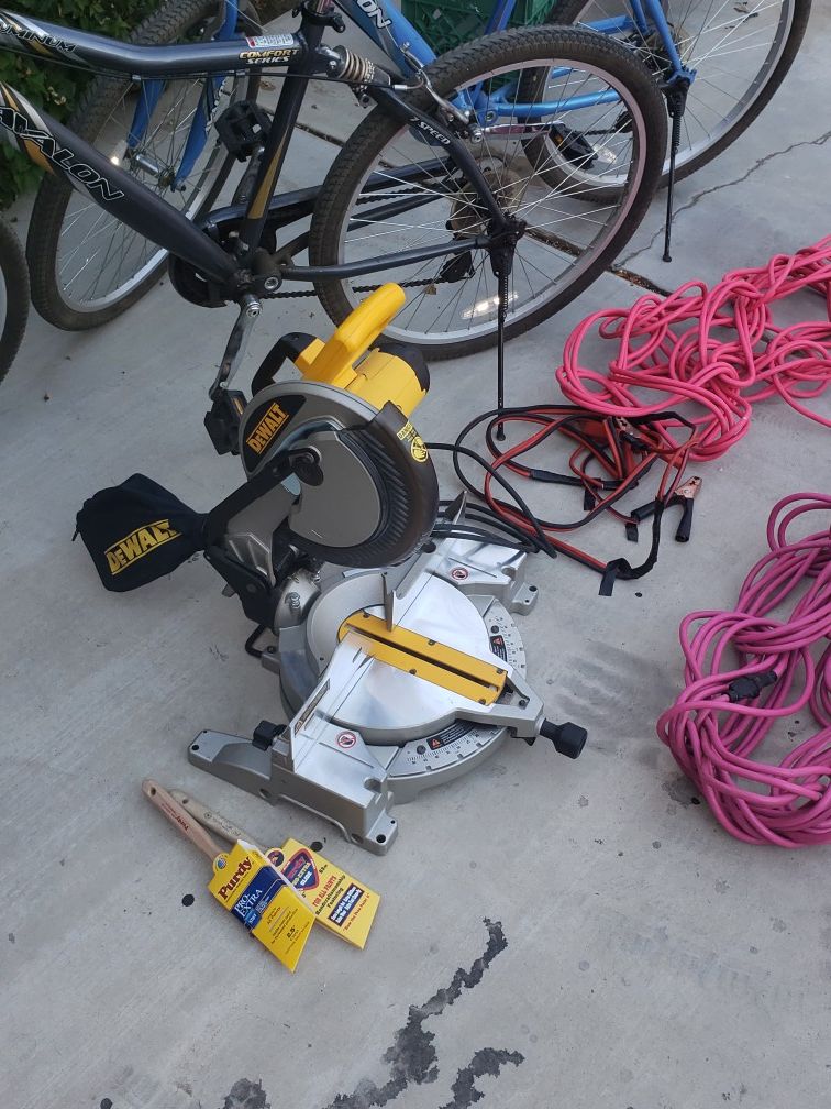 Dewalt double bevel table saw.
