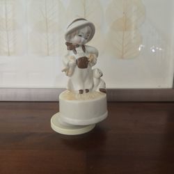Vintage Musical Figurine – Child with Puppy (Made in Taiwan, 7”)