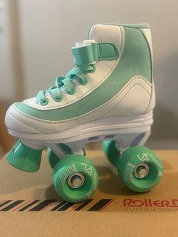 Roller Derby Quad Roller Skates – Mint/White