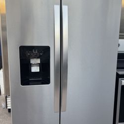 Whirlpool Stainless Steel Side-by-Side Refrigerator – Ice & Water