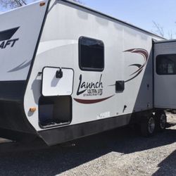 Starcraft Launch 30Ft Camper