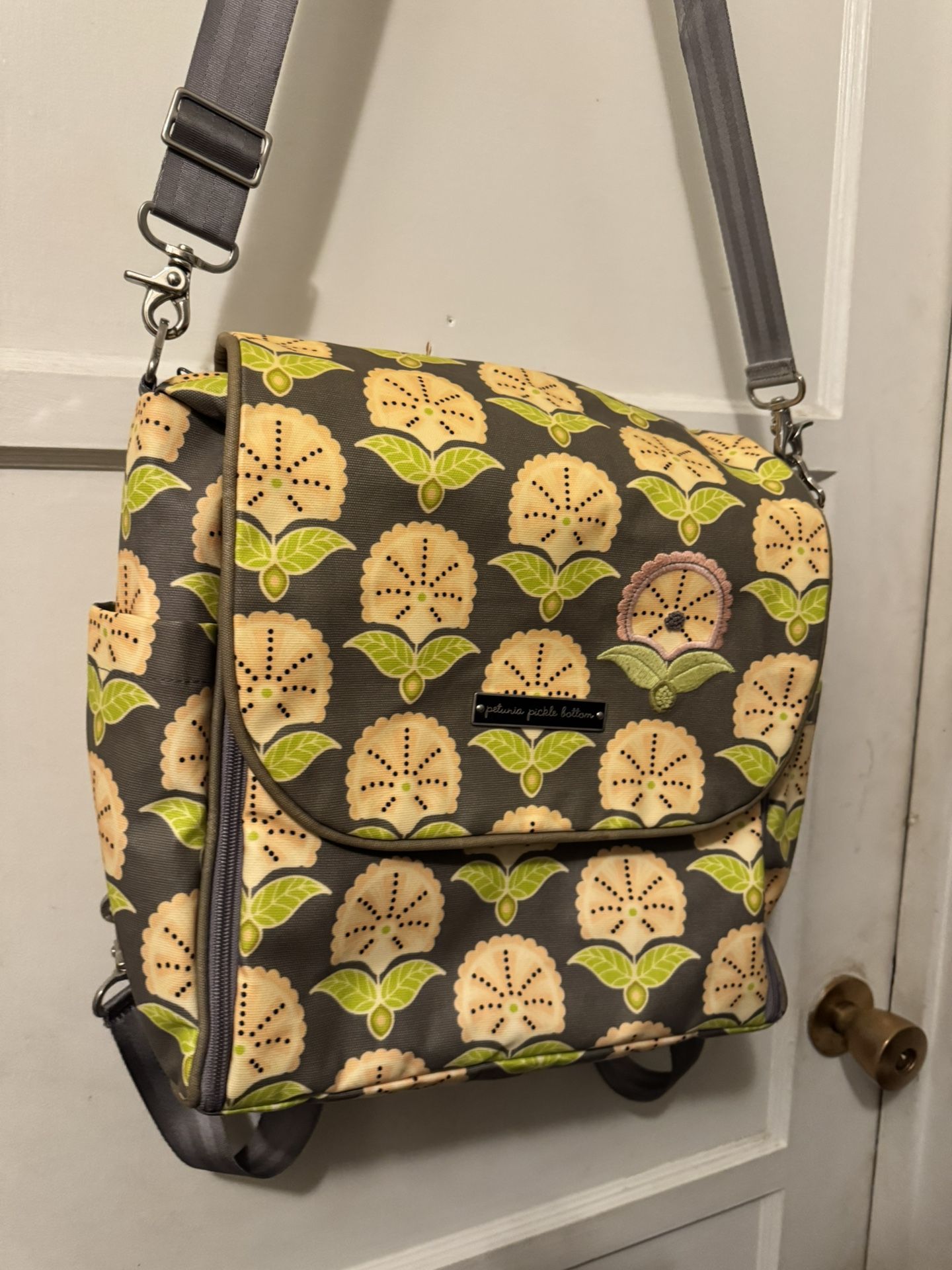 Petunia Pickle Bottom Diaper Bag/backpack/crossbody