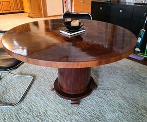 Vintage Art Deco Round Wood Pedestal Dining Table – Decorative Inlay Design