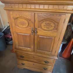 Wood Dresser 