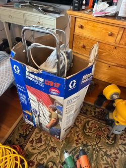 Graco Magnum 17 true Airless paint sprayer