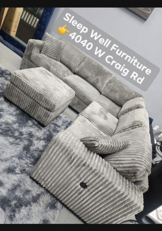 ✨️ Sectionals, 2pc Sofas ✨️ Furniture Queen Bedrooms, Dining Avail