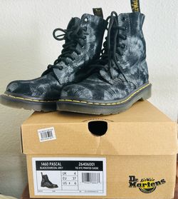 Dr. Martens