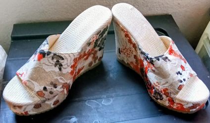 Size 5 wedge women heels