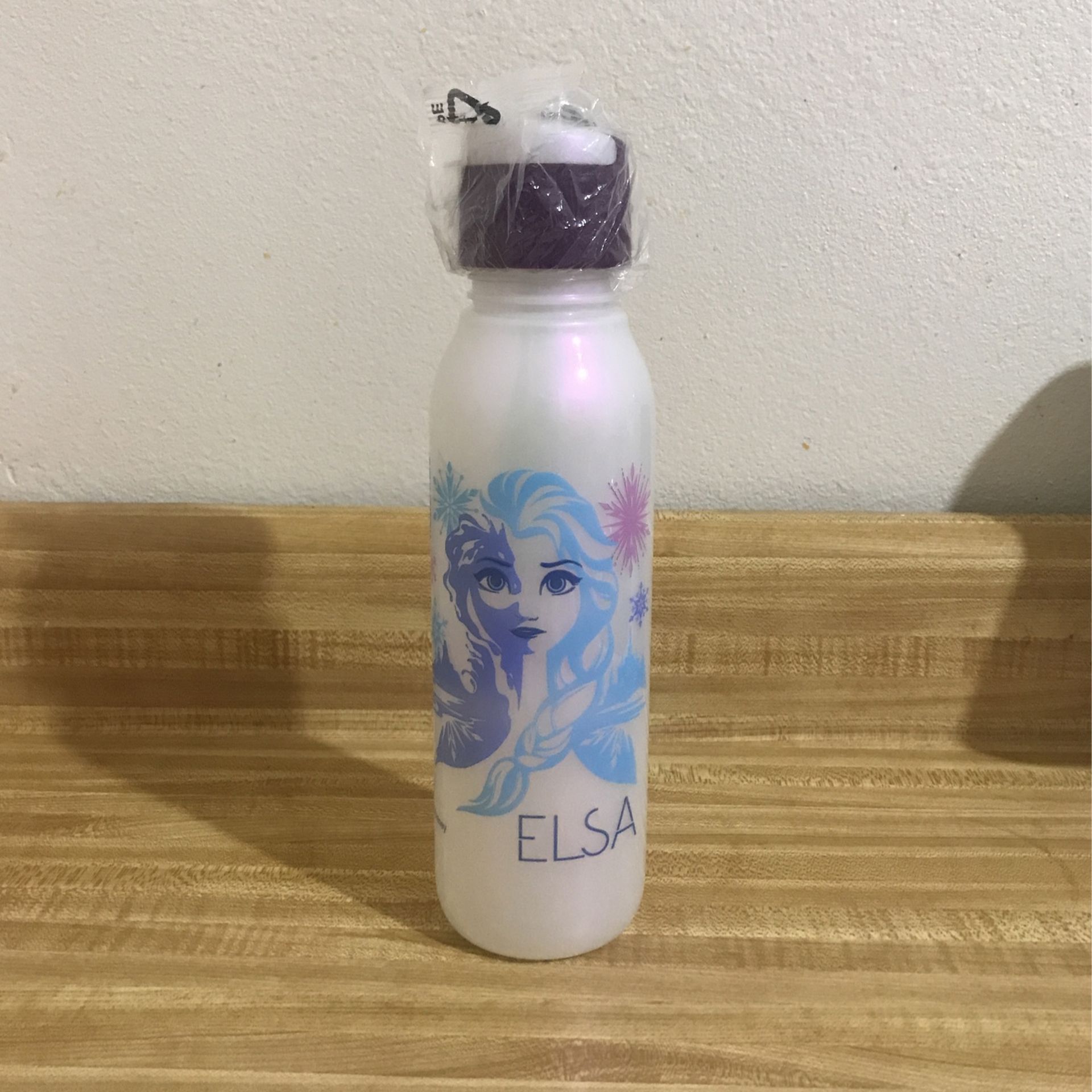 Tupperware Frozen Elsa Anna Bottle Botella