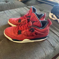 Nike Air Jordan 4 Retro men’s tennis shoes