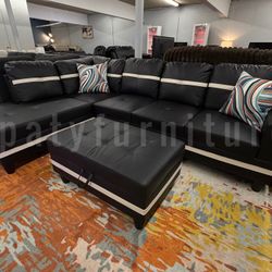 Sectional And Storage ottoman 