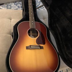 Gibson J-45 Standar Brand New 
