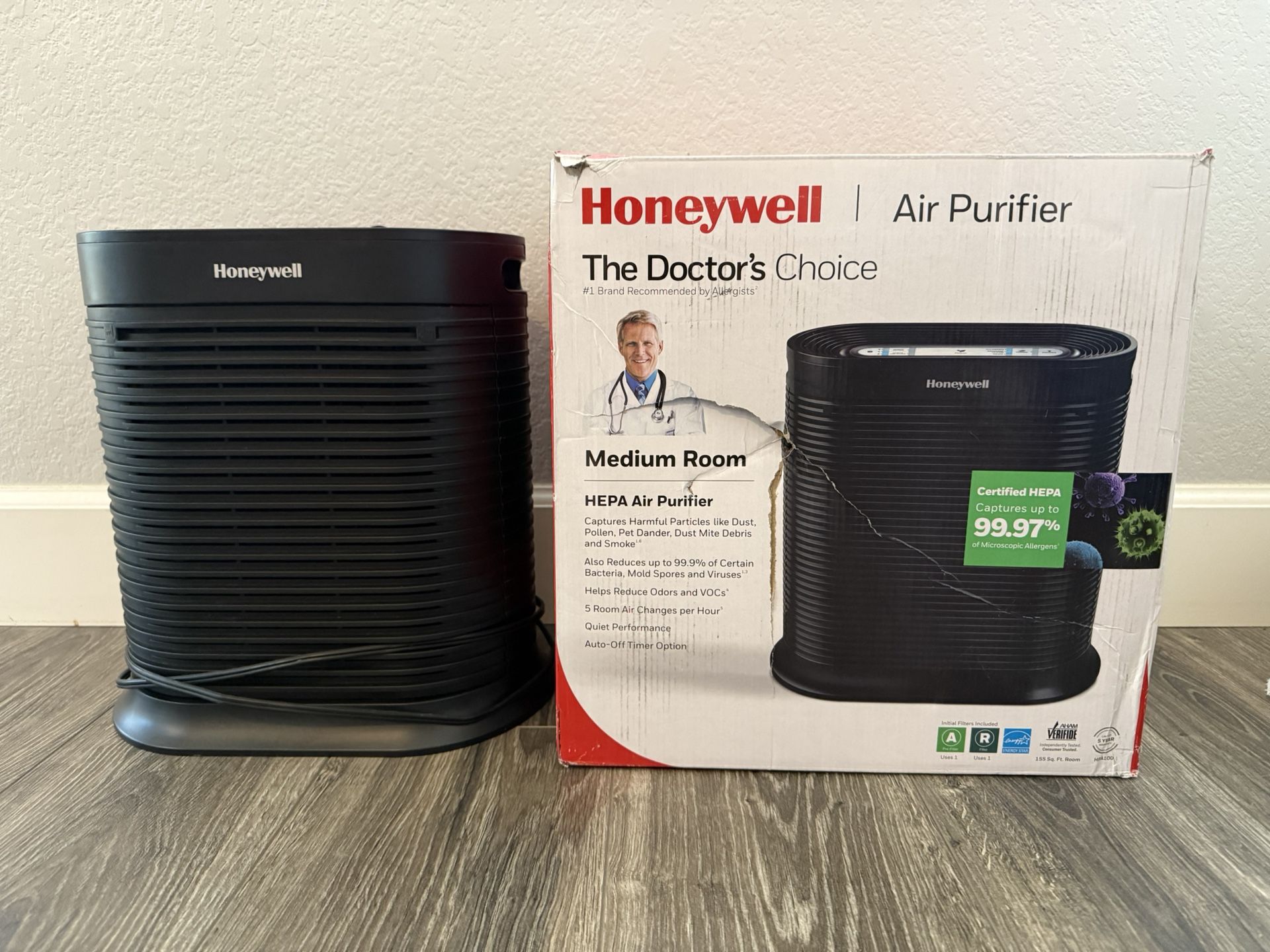 Honeywell HEPA Air Filter WITH NEW FILTERS