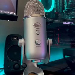 {professional} Blue Yeti Microphone 