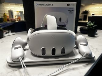 Meta Quest 3 512GB VR Headset - White | With charging dock!