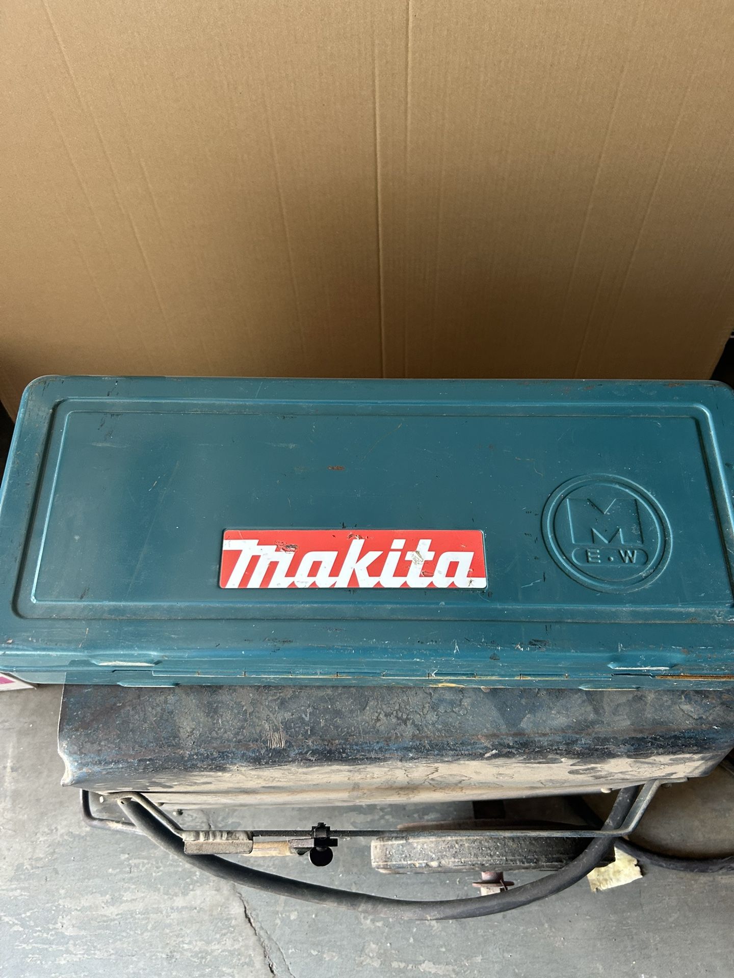 Makita reciprocating saw