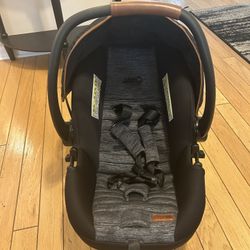 Safety 1st infant Car Seat w/ Base