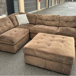 Sectional Couch 