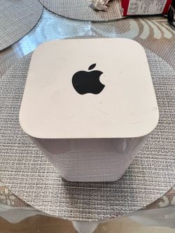 Apple AirPort Extreme Base Station Wireless Router 6th Generation A1521
