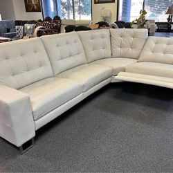 Modern 6 Seater Original White Tufted Leather Recliner Sectional Is Available