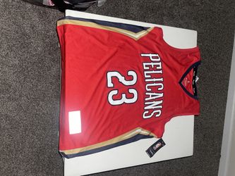 PELICANS JERSEY. medium