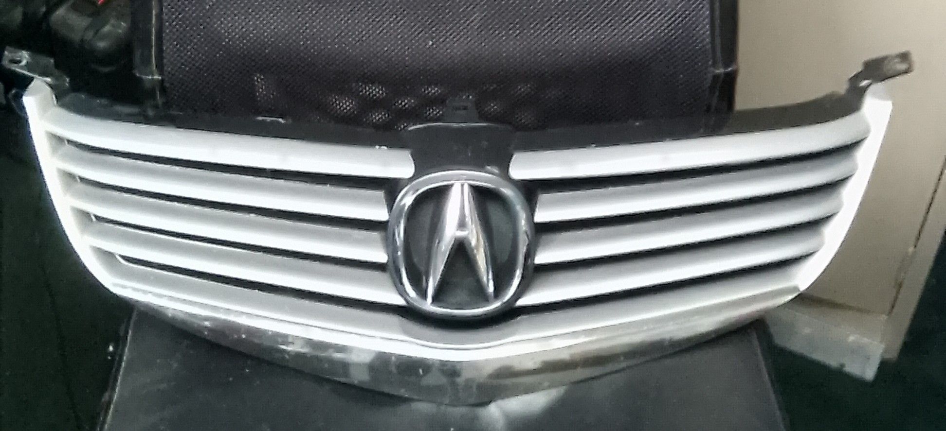 Acura Grill