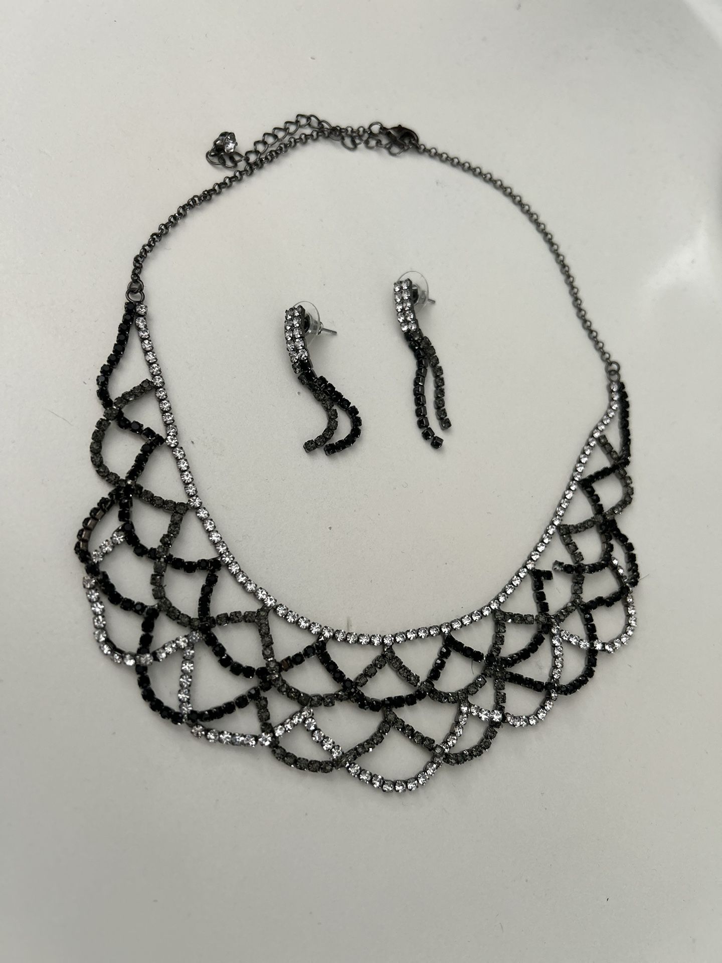 Jewelry Necklace And Earrings 