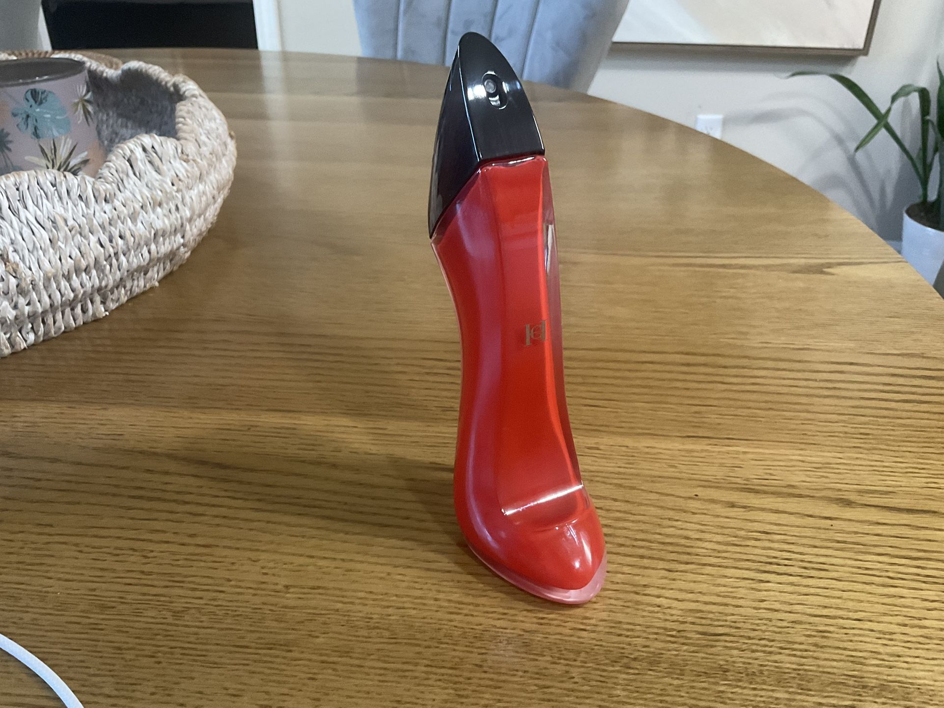 Very Good Girl Eau de Parfum Spray, 2.7-oz.