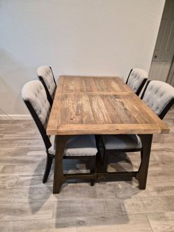 Wood table with fold up leaf & 4 chairs