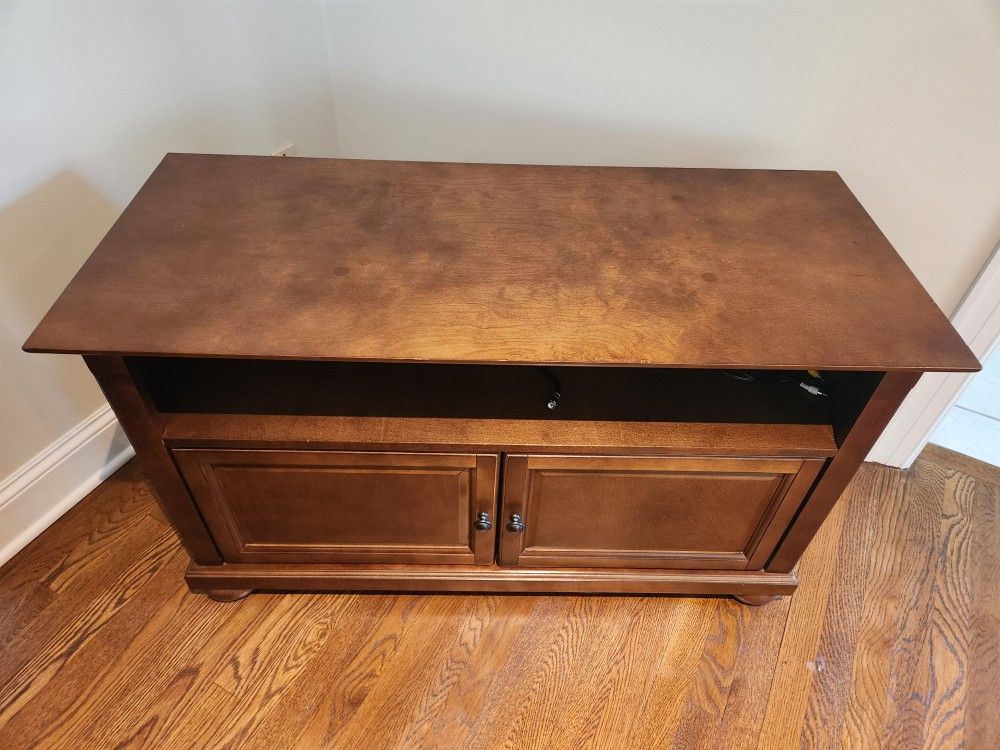 TV Stand with Shelves