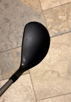 Ping Anser 23* Hybrid with stiff graphite shaft ———