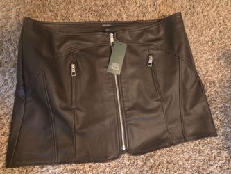 WILD FABLE A-LINE FAUX LEATHER BROWN SKIRT SZ L