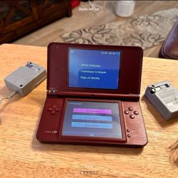 Nintendo DSI XL Red System