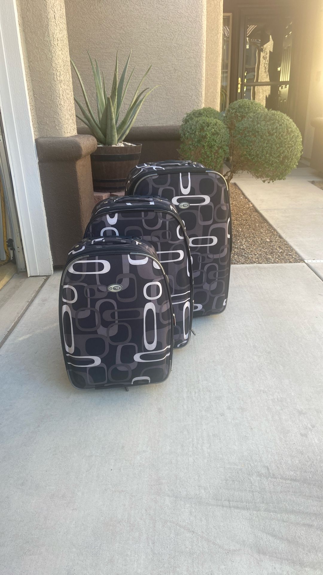 1 Set Of 3 Luggage