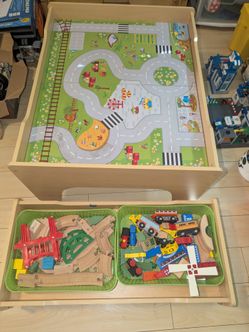 Train table with tracks