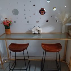 Glass Table With 2 Wooden Stool