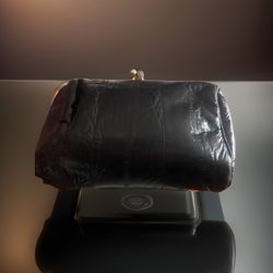 Vintage Eel Leather Rectangle Mirror Clam Shell Kiss Lock Coin & Make Up Bag