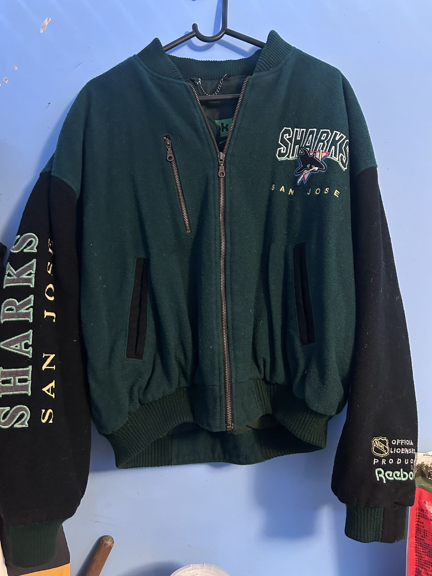 Vintage San Jose Sharks - Size L
