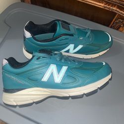 990v4