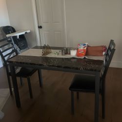 Table With 3 Chairs 