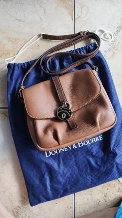 Dooney & Bourke Purse 
