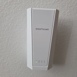 Netgear Nighthawk WiFi 7 Dual-Band Extender